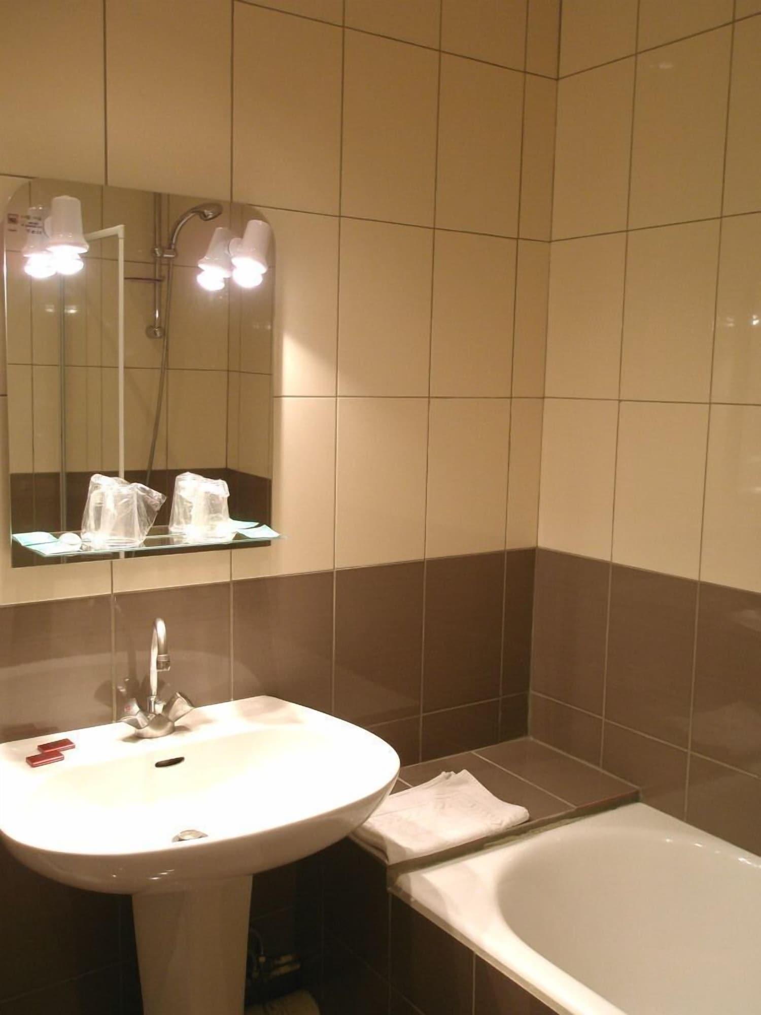 Hotel Portalet イエール エクステリア 写真