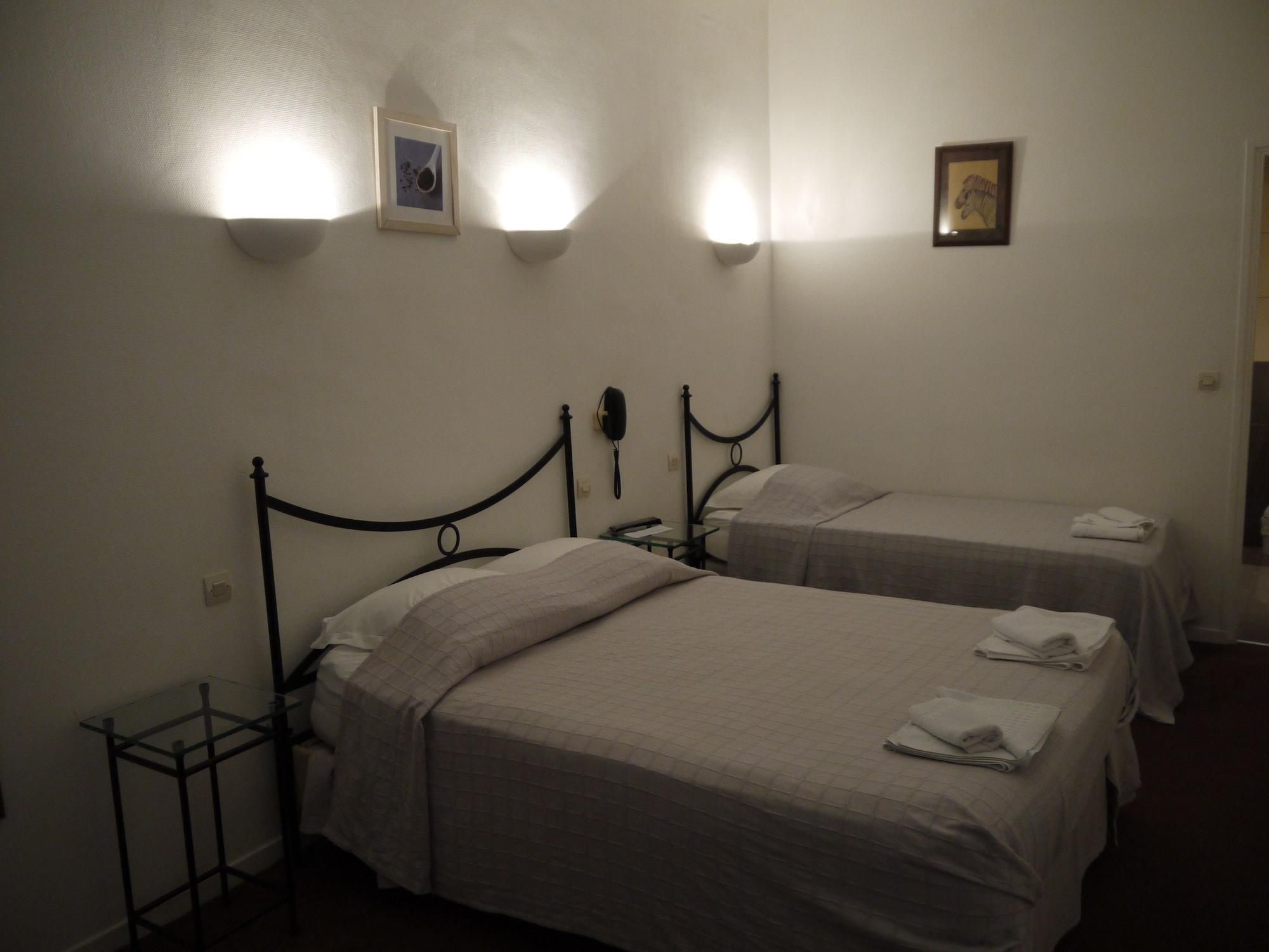 Hotel Portalet イエール エクステリア 写真