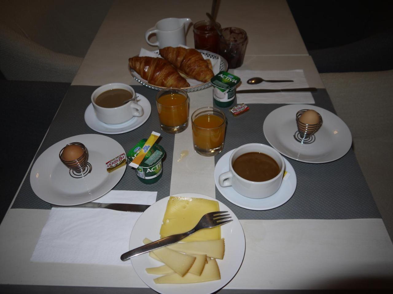 Hotel Portalet イエール エクステリア 写真